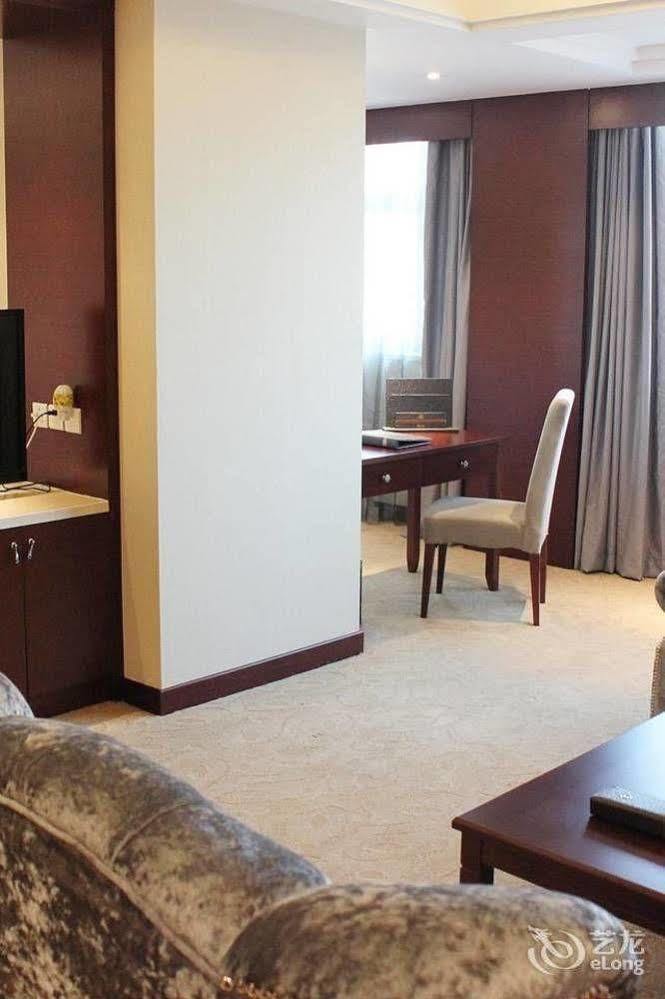 Metropark Changchun Guosheng Hotel Exterior foto